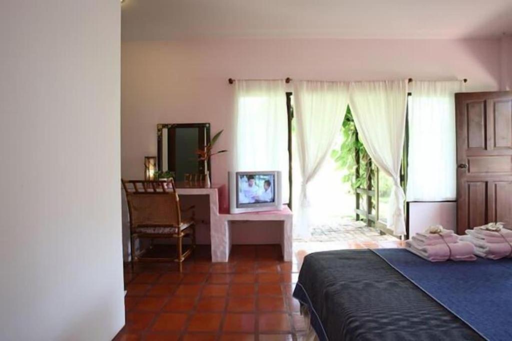 Baan Chueng Kao Resort Ranong Exterior foto