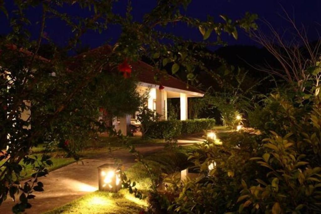 Baan Chueng Kao Resort Ranong Exterior foto