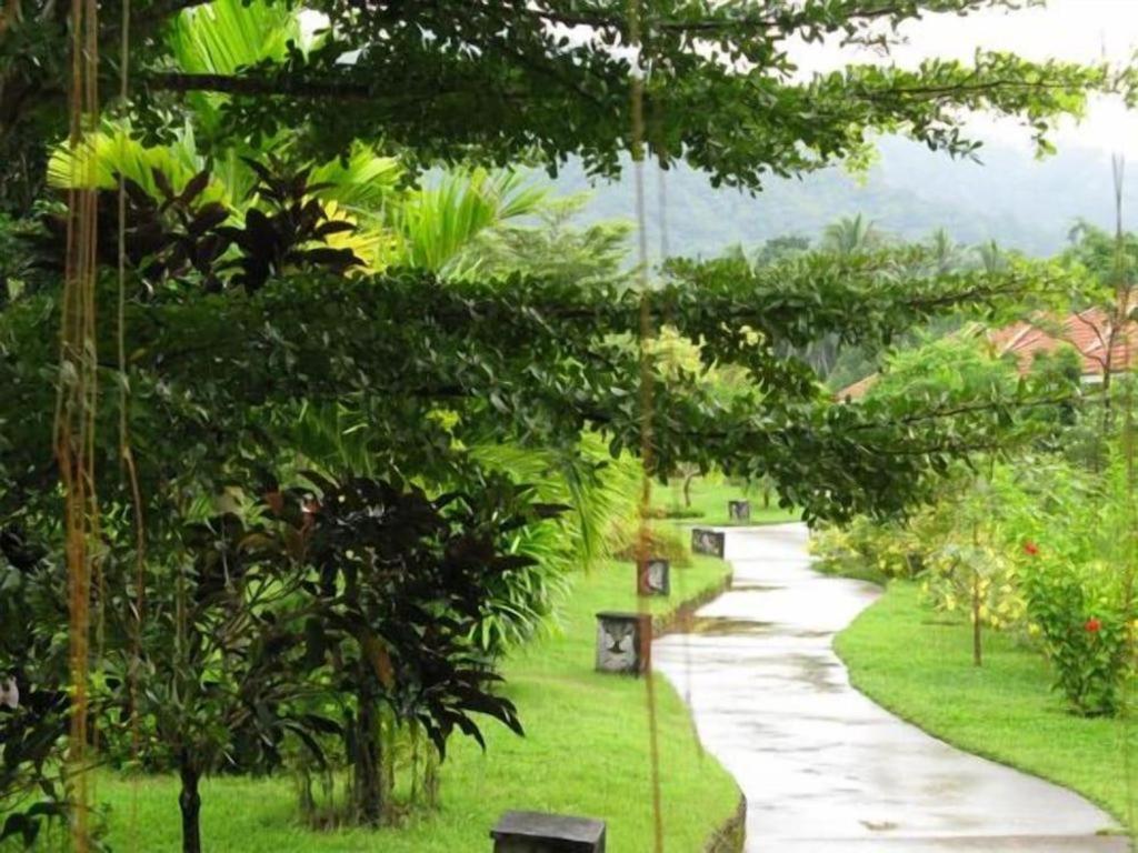 Baan Chueng Kao Resort Ranong Exterior foto